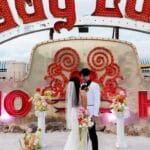 Outdoor Las Vegas vow exchange