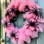 Pink-Halloween-party-wreath-Decor