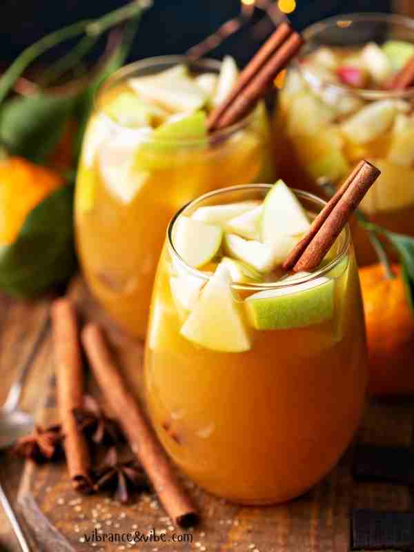 Seasonal-Menus-Signature-Cocktails