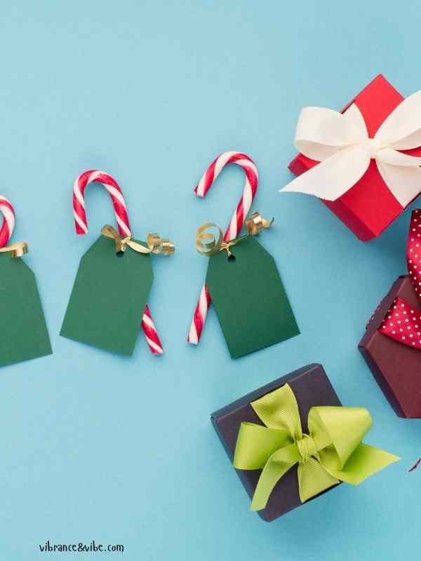 Candy-Canes-with-Personalized-Tags