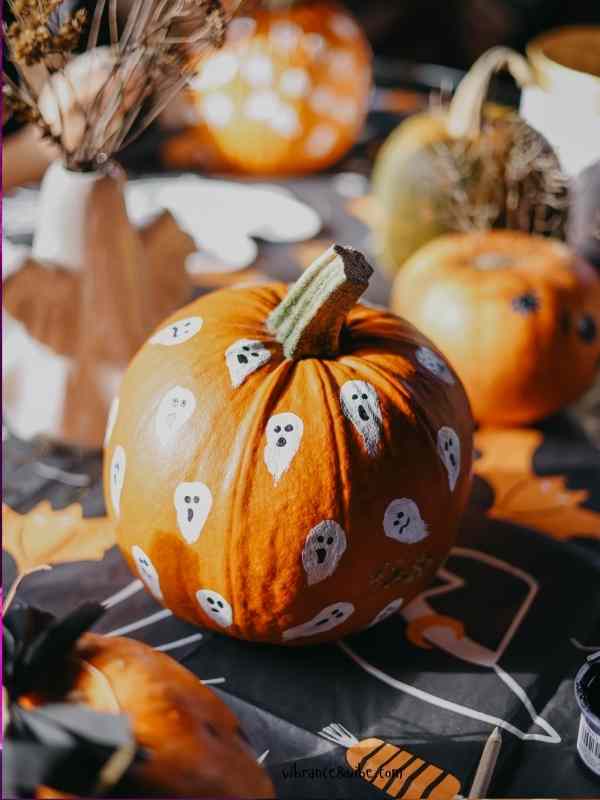 PUMPKIN-DECORATING-PARTY
