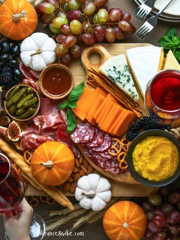 Serve-Seasonal-Food-Drinks