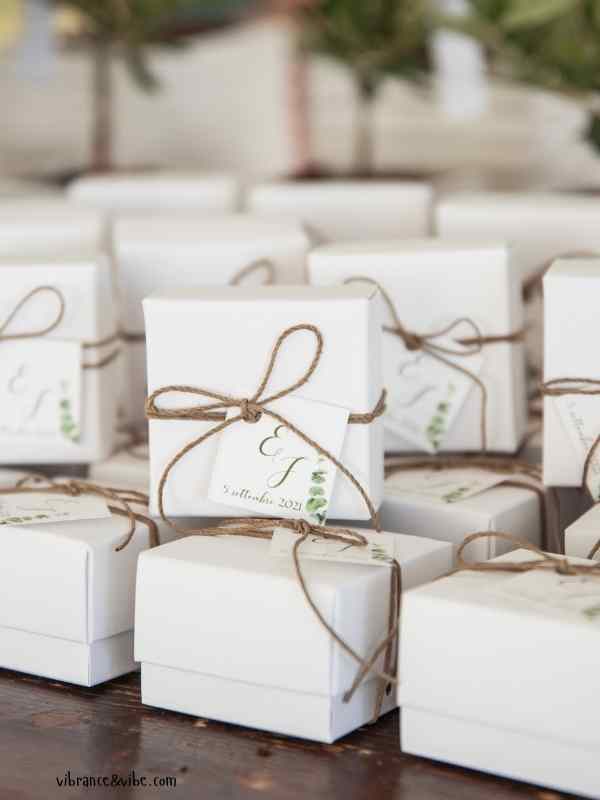 Why-Luxury-Favors-Work-So-Well