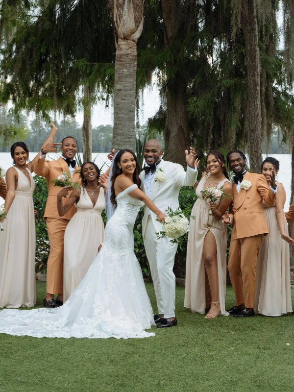 Bridesmaid and Groomsmen Color Pairings for a Christmas Wedding