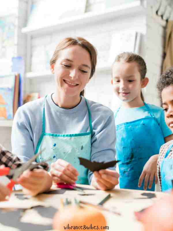 Choosing-Age-Appropriate-Halloween-Crafts