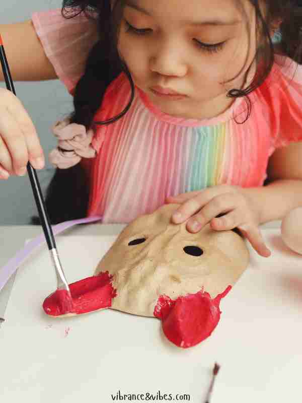 Halloween-Crafts-for-Kids