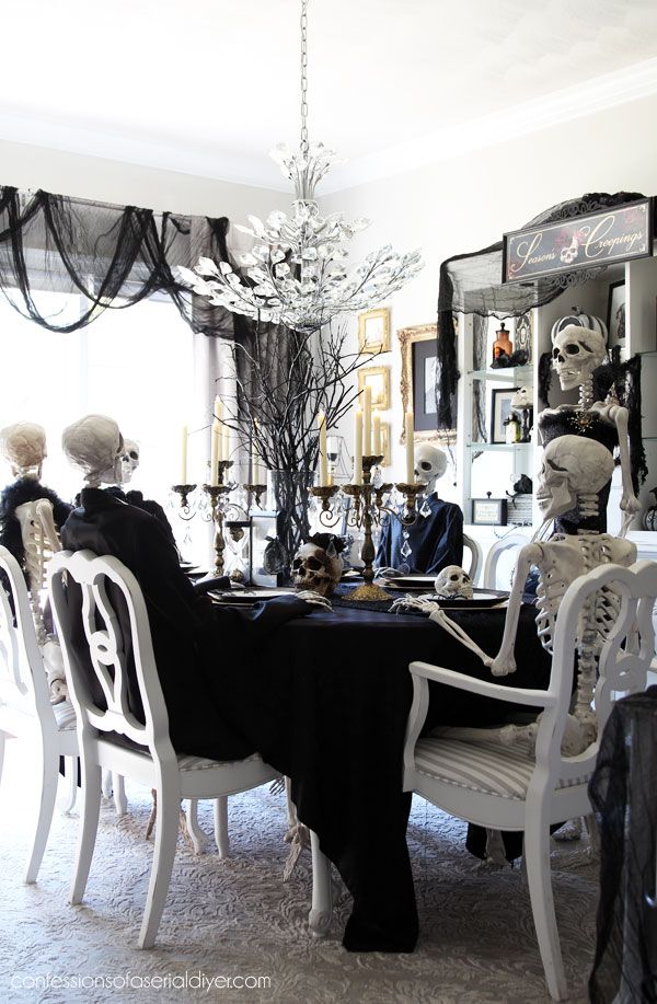 Haunted-Tea-Party-Gathering