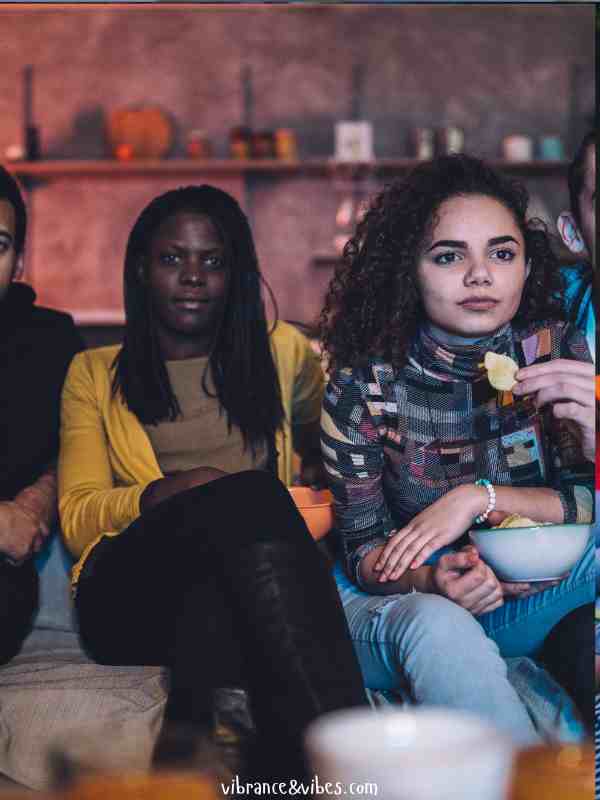 Seating-Arrangements-That-Encourage-Interaction.