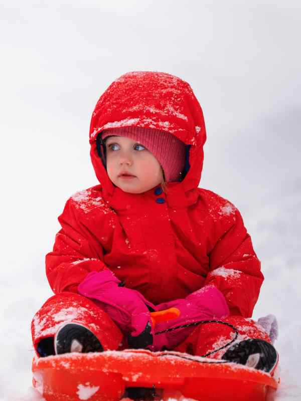 Kids-Winter-Fashion-for-Outdoor-Adventure