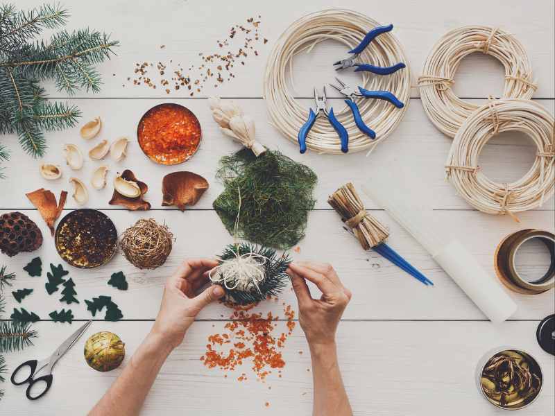 The-Secret-to-Luxe-Handmade-Christmas-Deco