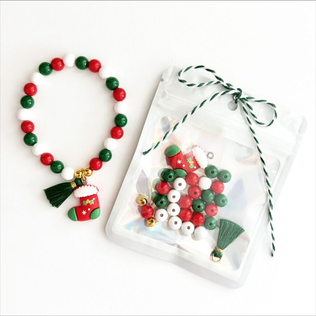 Christmas-Charm-Bracelets