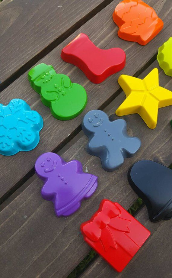 Holiday-Crayon-Shapes