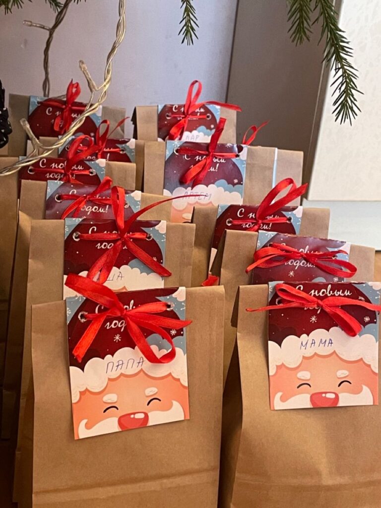 How-to-Choose-the-Perfect-DIY-Christmas-Favors