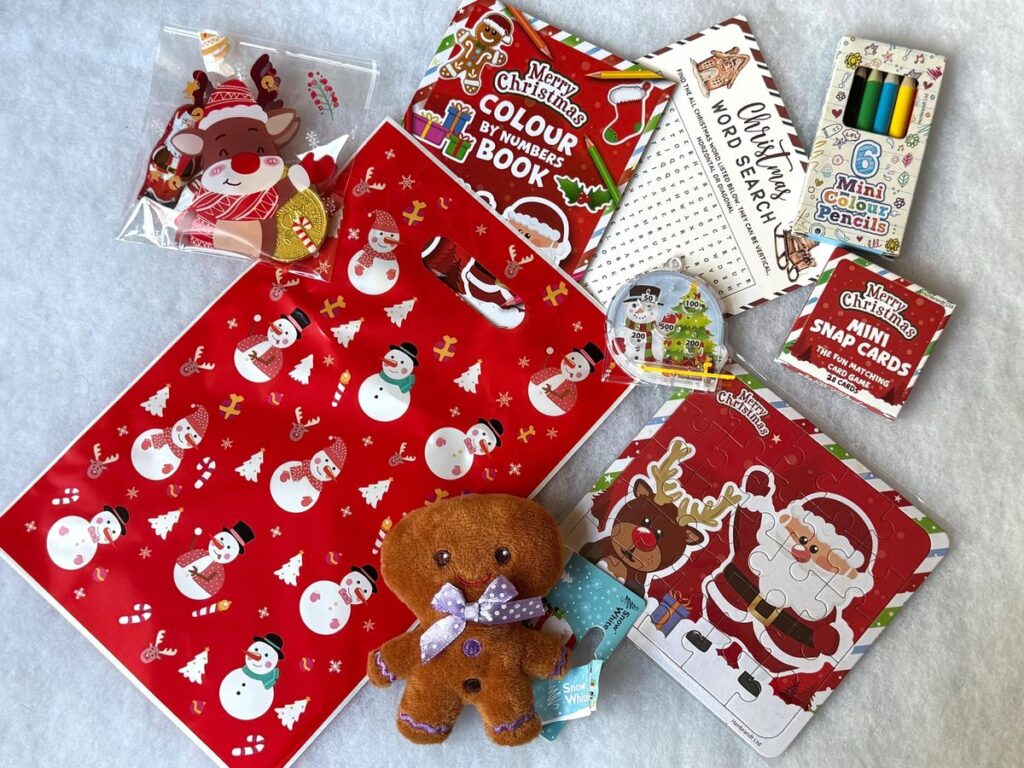 Mini-Christmas-Puzzle-Bags