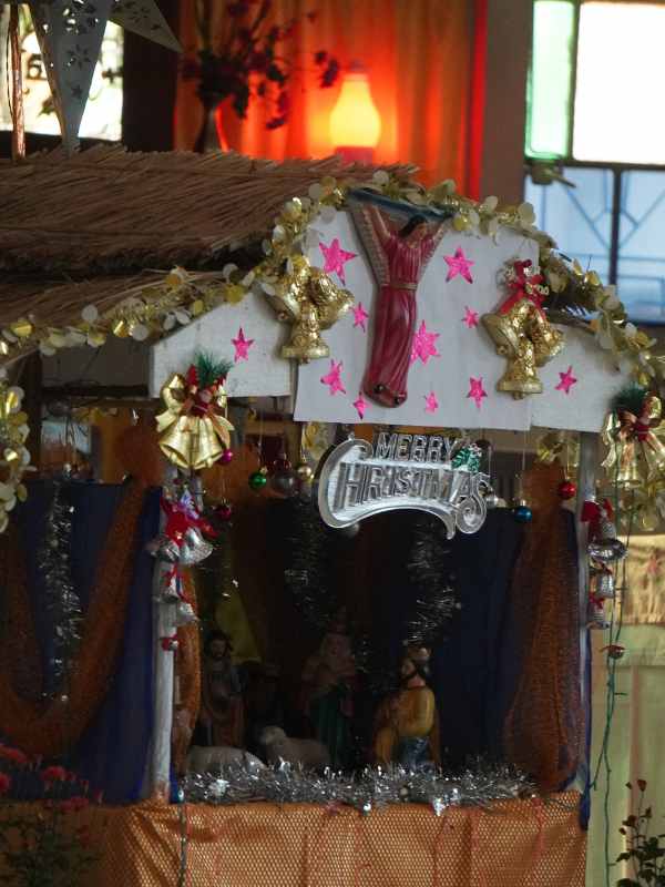 Nativity-Handprint-Scene