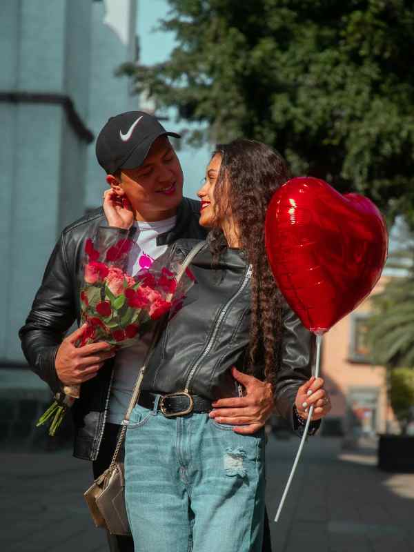 Blending-Romance-and-Practicality