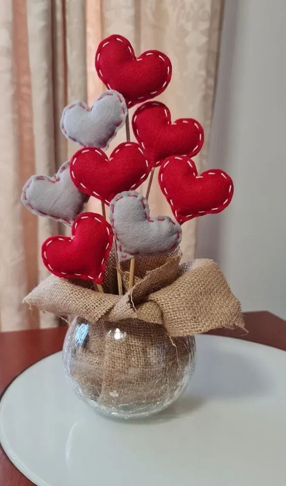 Cheap-Valentines-Day-Craft-Ideas-That-Dont-Feel-Cheap