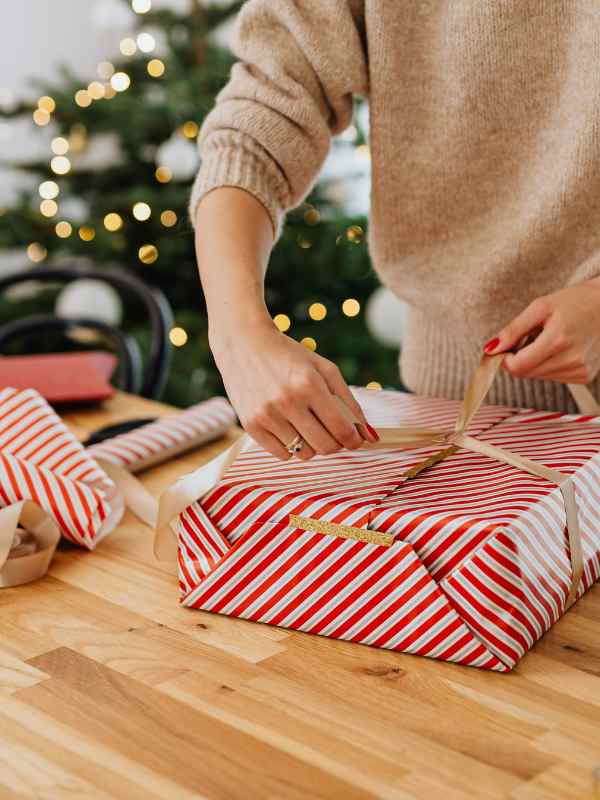 Homemade-and-DIY-Valentines-Gifts-for-Co-Workers