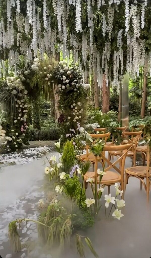 Lush-Greenery-as-the-Main-Character-of-Decor