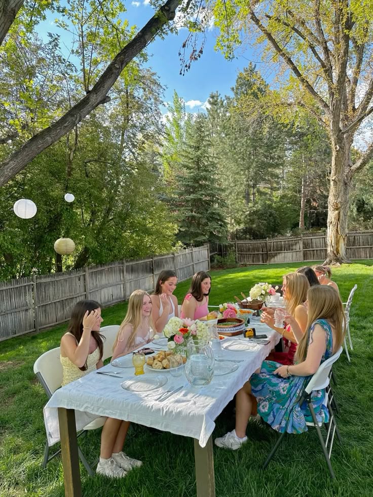 Backyard-Brunch-Birthday-Party
