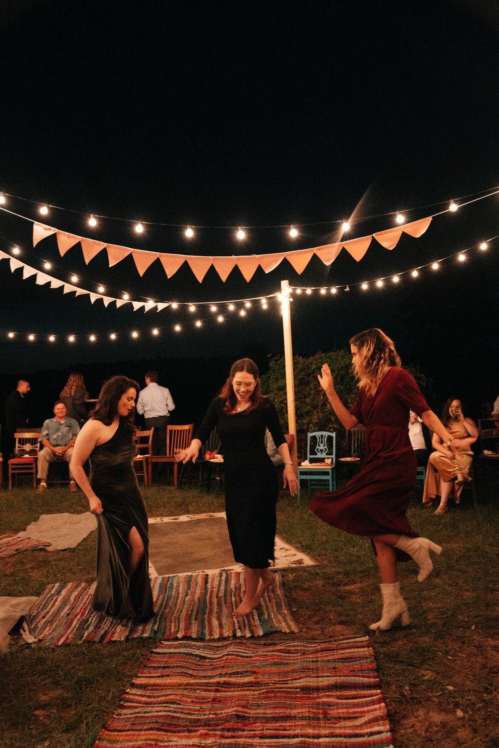 Backyard-Club-Night-Theme