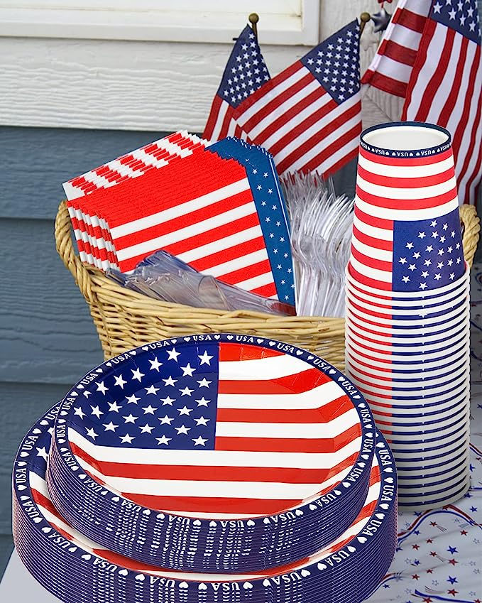 Disposable-Plates-and-Cups-in-Red-White-and-Blue
