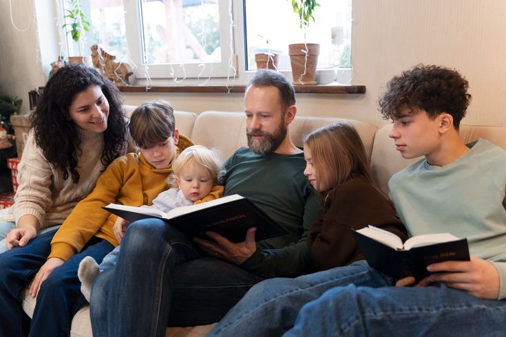 Family-Storytelling-or-Shared-Memories