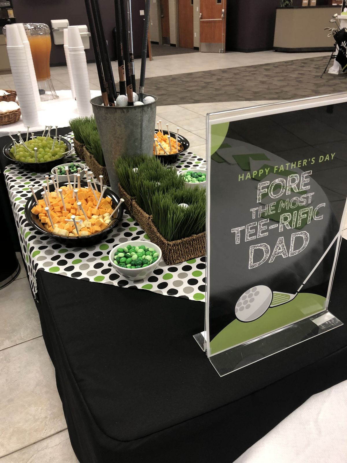 Fathers-Day-Golf-Awards-Ceremony.