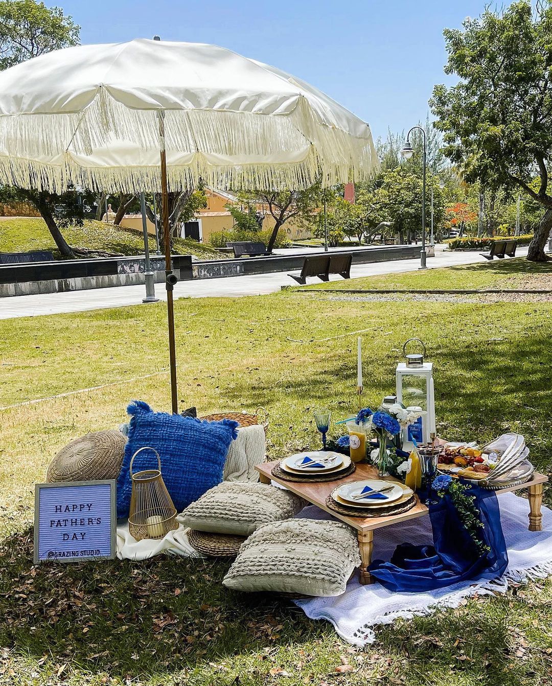 Picnic-Style-Celebration.