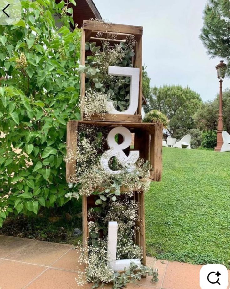 Small-Welcome-Area-That-Is-Intentional