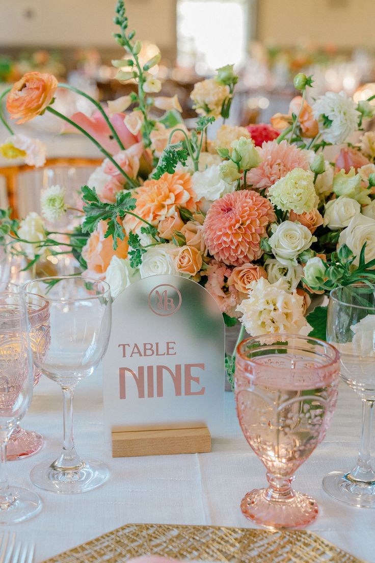 Table-Numbers-That-Double-as-Decor