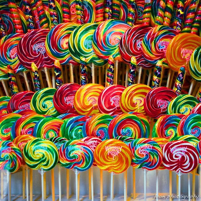 Colorful-Candy-That-Pops
