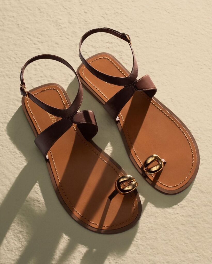 Flat-Sandals