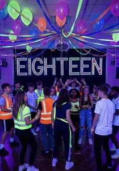 Neon-Glow-Party