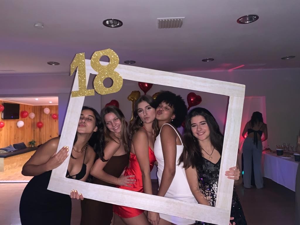 Photo-timeline-slideshow.