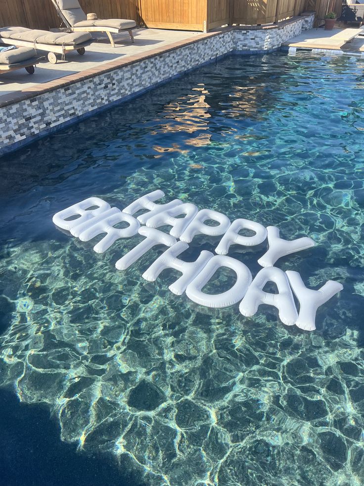Pool-Party-for-Teenage-Boys.