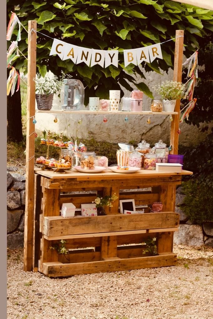 Rustic-Outdoor-Theme.